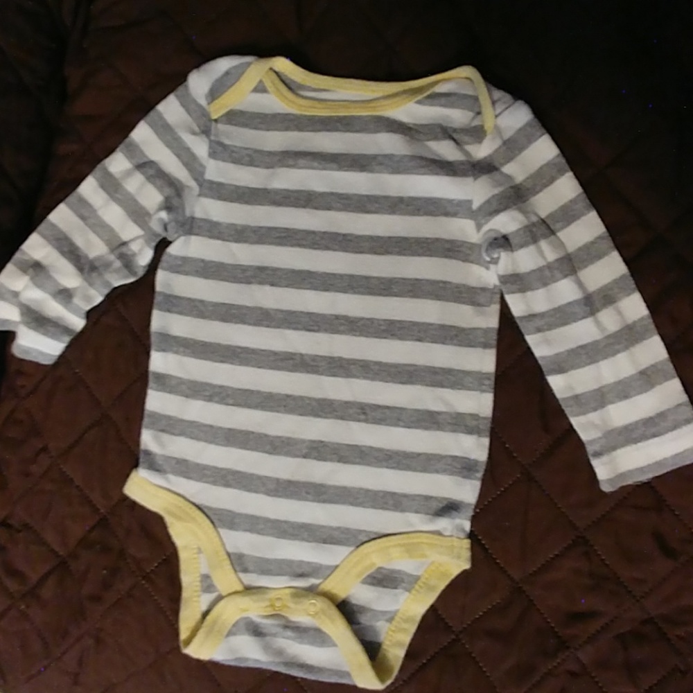 🎀3 for $15🎀Circo Longsleeve Bodysuit